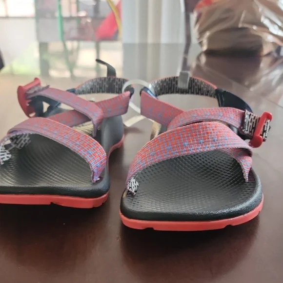 Chaco Youth Y4 Pink Black Z-Strap Sandals | Hiking Outdoor Comfort - Picture 3 of 7